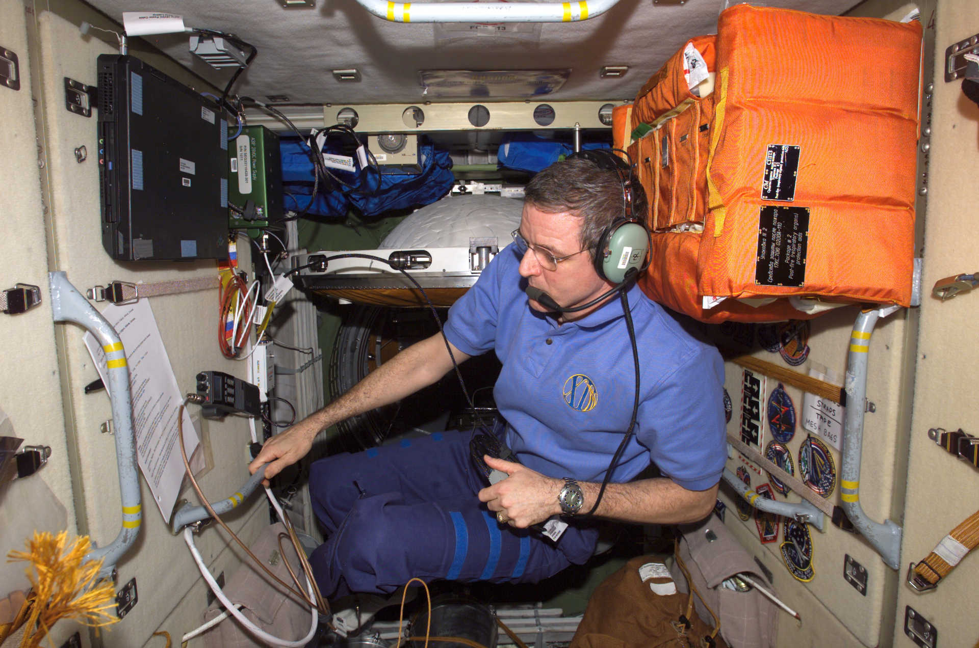 William McArthur talks on the ARISS